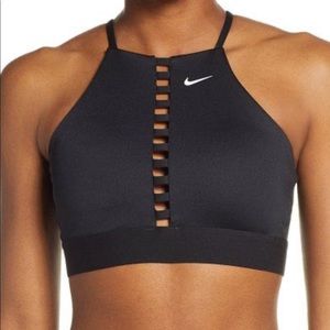 Nike Indy Halter Sports Bra